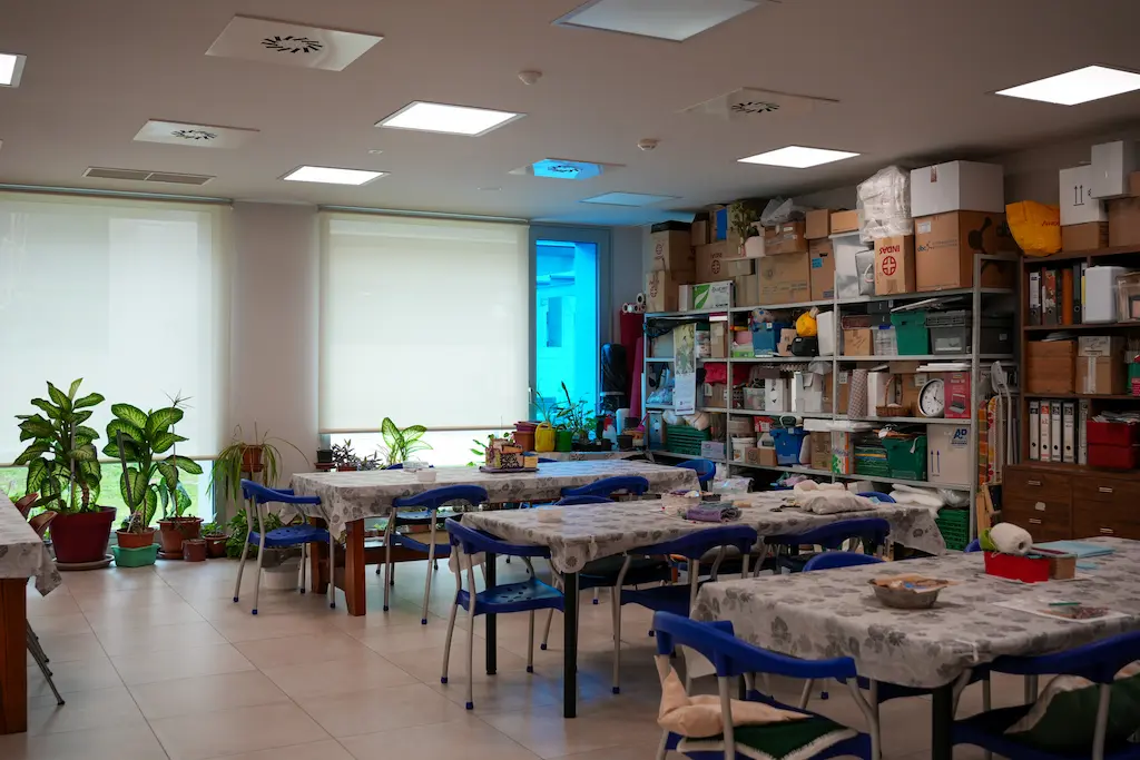 Dircom visita la Fundación Hospitalarias en Ciempozuelos para conocer su modelo de comunicación en salud mental e discapacidad